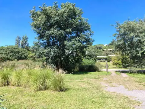 Casa 5 ambientes con 1 baño