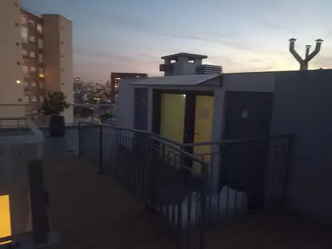 Hermoso monoambiente en Caballito con patio,