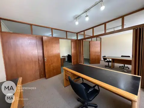 Oficina en Venta al Oeste