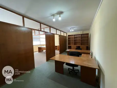 Oficina en Venta 43 años
