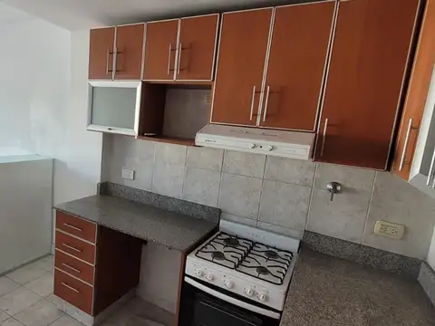 ÁLVAREZ THOMAS 1185 - COLEGIALES - 2 AMB A NUEVO!