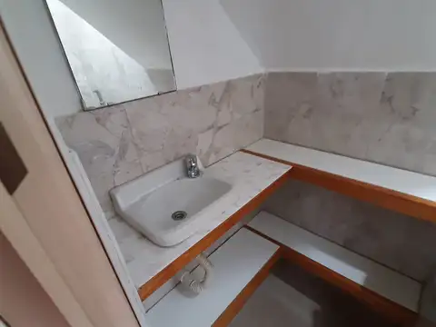 Departamento en Alquiler en Villa Adelina, $ 450.000