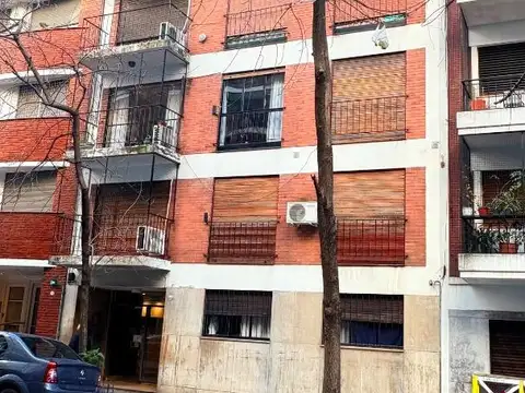 Departamento 2 amb Apto Prof luminoso piso 8