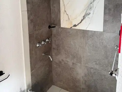 Departamento en Alquiler en Lanus Oeste, $ 400.000