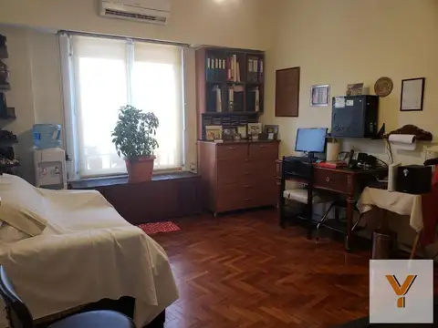Departamento en venta - 2 Dormitorios 2 Baños - 75Mts2 - Avellaneda