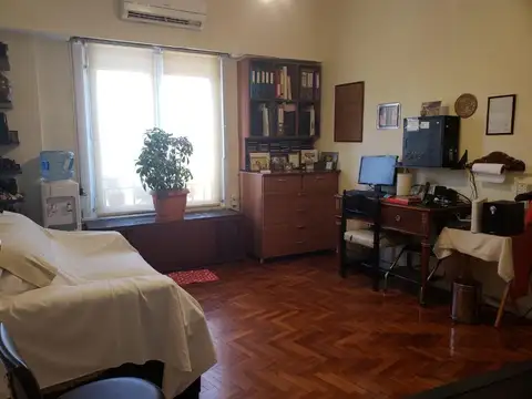 Departamento en venta - 2 Dormitorios 2 Baños - 75Mts2 - Avellaneda