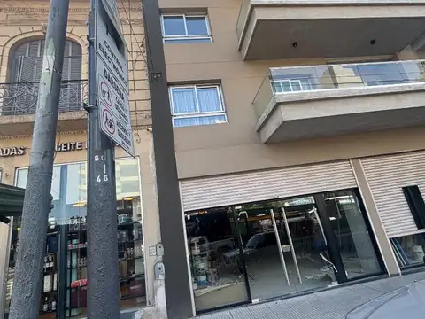 Local en Alquiler en Nuñez, USD 5.700