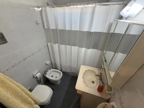 Depto Tipo Casa 2 ambientes con 1 baño
