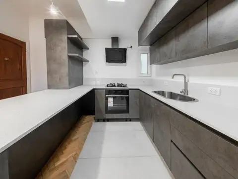 Departamento 4 ambientes con 2 baños