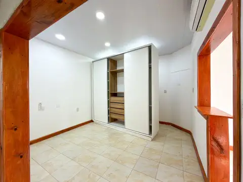 Depto Tipo Casa en Alquiler en Quilmes Oeste, $ 380.000