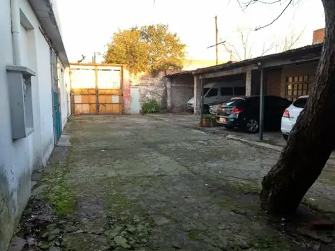 Galpon en Venta en Villa Ballester, USD 229.000