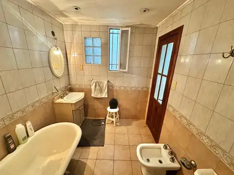 VENTA casa 4 amb parque y pileta WILDE Avellaneda
