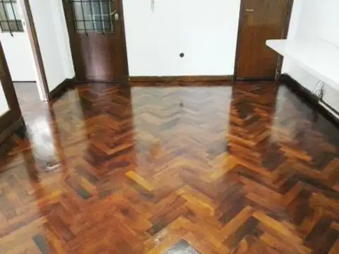 Oficina 2 ambientes con 1 baño