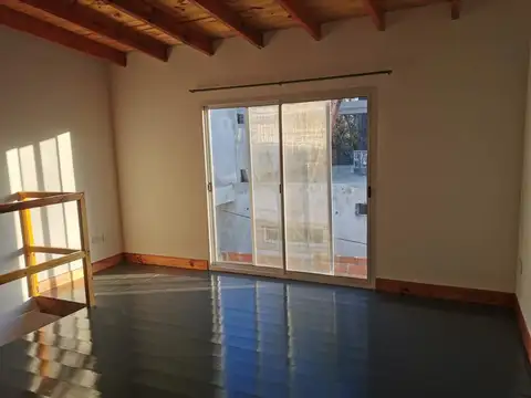 Duplex en Tortuguitas centro