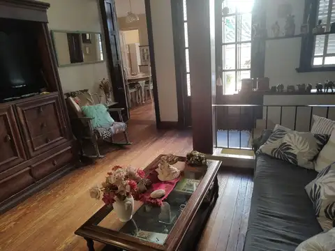 Depto Tipo Casa en Venta 75 años