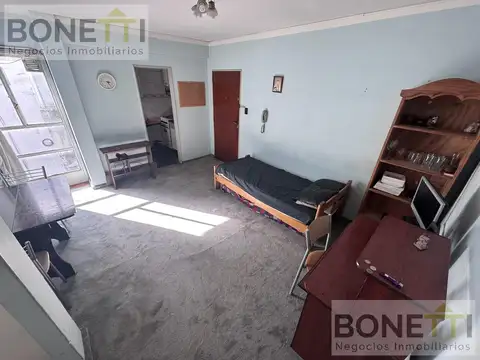 Alquiler amoblado Temporario- Piso alto - Luminoso