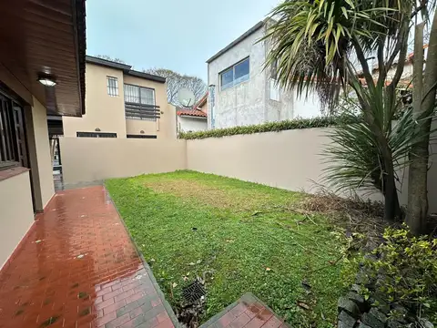 PH en alquiler barrio Los Troncos