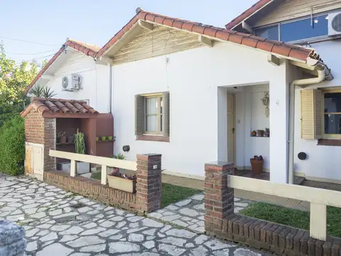 Depto Tipo Casa en Venta 60 años