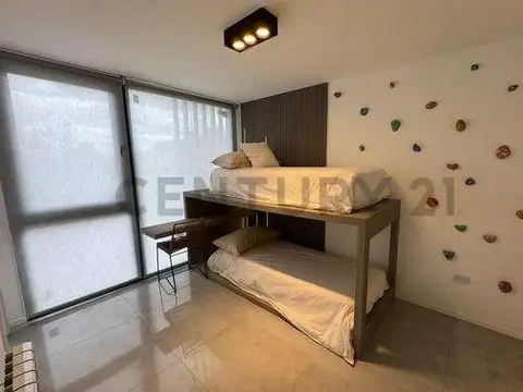 Departamento 4 ambientes con 2 baños