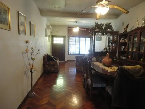 Casa en Venta en Haedo, USD 140.000