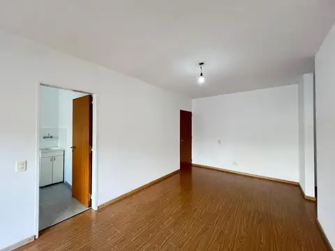 Departamento en Alquiler en Echesortu, $ 610.000