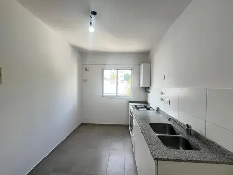 Departamento 4 ambientes con 1 baño