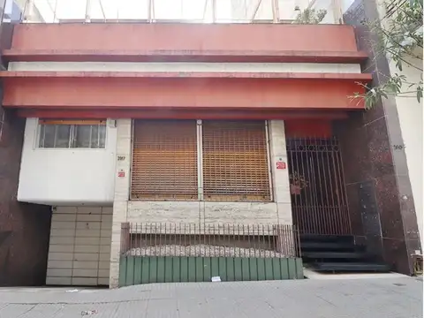 CASA 5 AMBIENTES COCHERA DEPENDENCIA PATIO TERRAZA