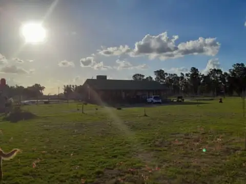 VENTA QUINTA ESTILO CAMPO CASA 3 AMB ALEJANDR KORN