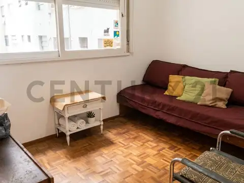 9 entre 47 y 48 700, Piso 5