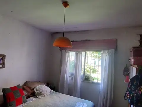 VENTA CASA 4 AMB DEL VISO MAS DPTO 2 AMB