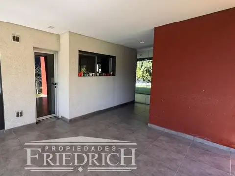 Casa 5 ambientes con 5 baños