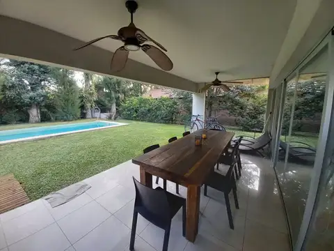 Casa en Venta en Cardenal Del Monte, USD 210.000