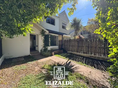 Martin Fierro y Paz / Duplex con jardin y pileta / Punta Chica / Venta