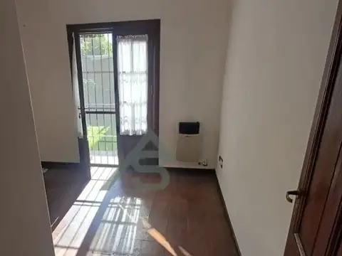 CASA EN MARTINEZ