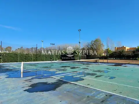 Terreno en Venta de 677,0 m2