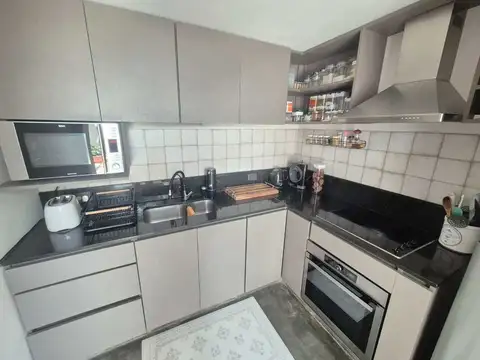 Depto Tipo Casa en Venta en Parque Chacabuco, USD 105.000