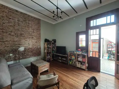 Depto Tipo Casa 3 ambientes con 1 baño
