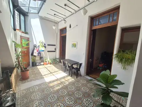 VENTA PH 3 AMBIENTES PARQUE CHACABUCO SIN EXPENSAS