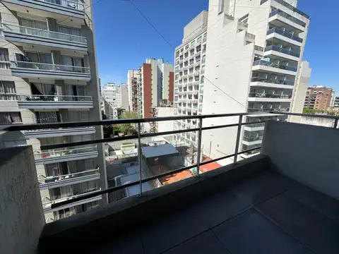MONROE 2800, Piso 7