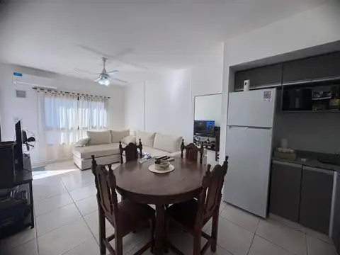 Departamento en Alquiler en Zarate, $ 600.000