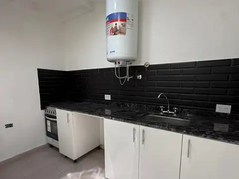 Depto Tipo Casa en Venta en Ciudad Jardin Del Palomar, USD 45.000