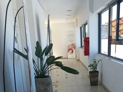 Oficina en Venta con 1 cochera