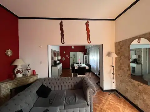 Depto Tipo Casa en Venta de 5 ambientes