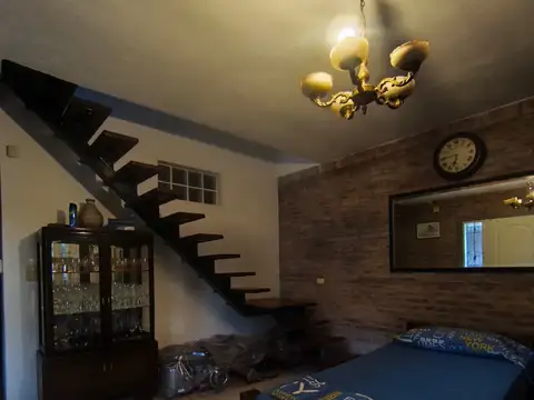 Casa quinta en venta de 224m2 ubicado en Pueblo Esther