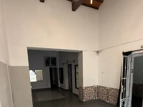 Local comercial en alquiler ubicado en calle Córdoba al 182, Salta