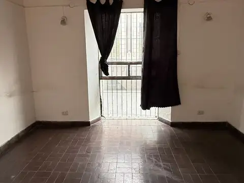 Local comercial en alquiler ubicado en calle Córdoba al 182, Salta