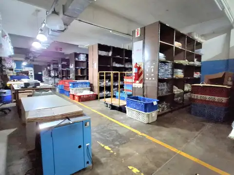 Galpón en Venta en Mataderos, CABA