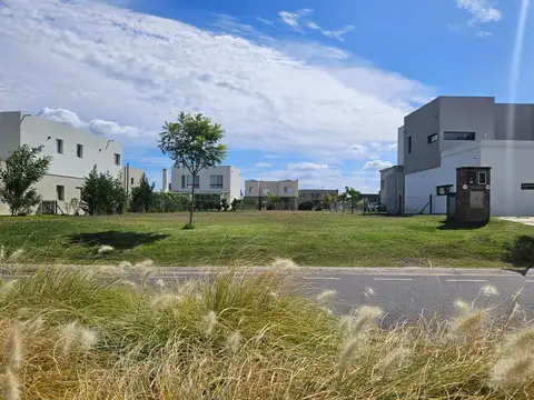 Terreno en Venta 19  mts Frente