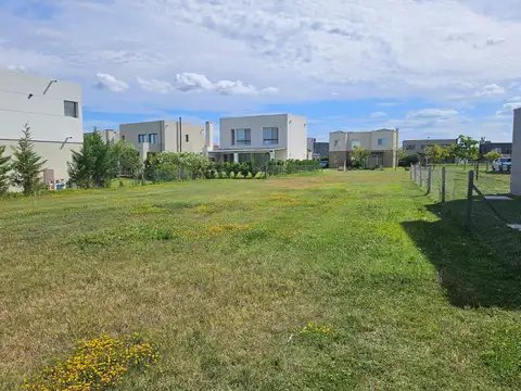 Acacias lote 200 Puertos Escobar