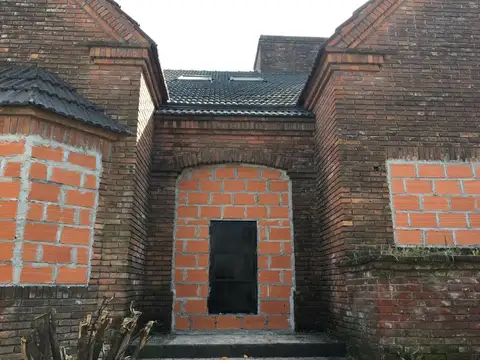 Casa en Venta en Moron Sur, USD 175.000